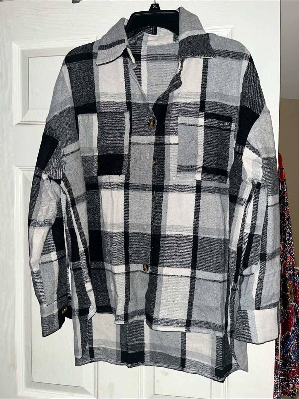 Plaid Button-Front Shacket - Black & Gray - Picture 4 of 6